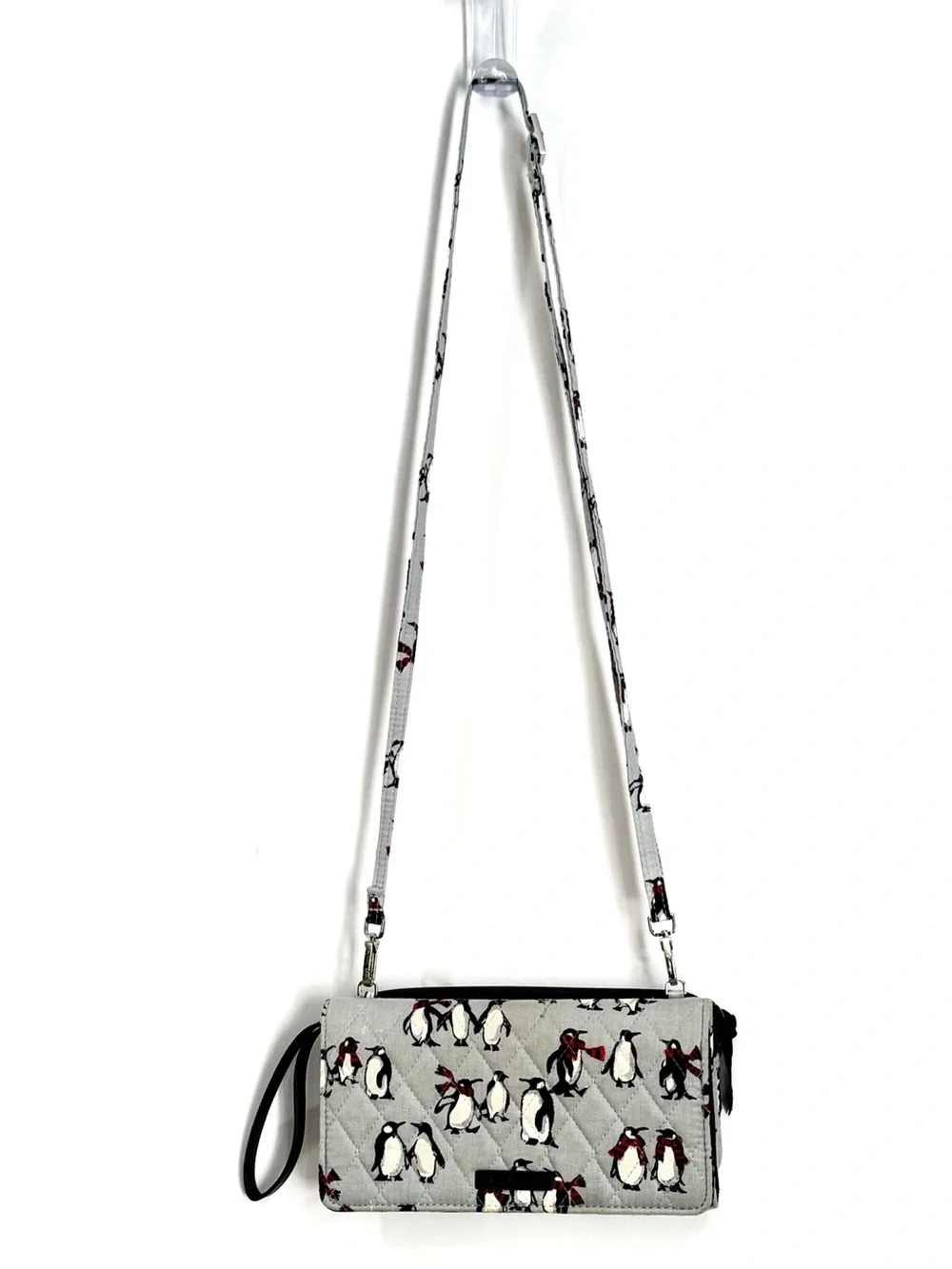 Vera Bradley Wallet Playful Penguins Crossbody Accordion Winter Wristlet